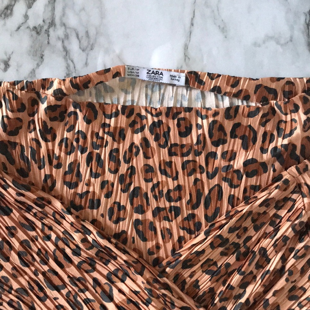 Leopard print top